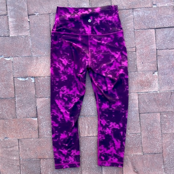 Lululemon Tie Dye Wunder Under 6 Leggings - Picture 3 of 3
